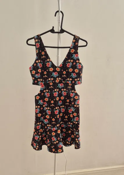 VESTIDO