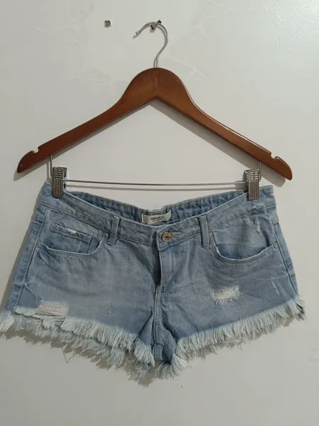 shorts curto forever 21  destroyed