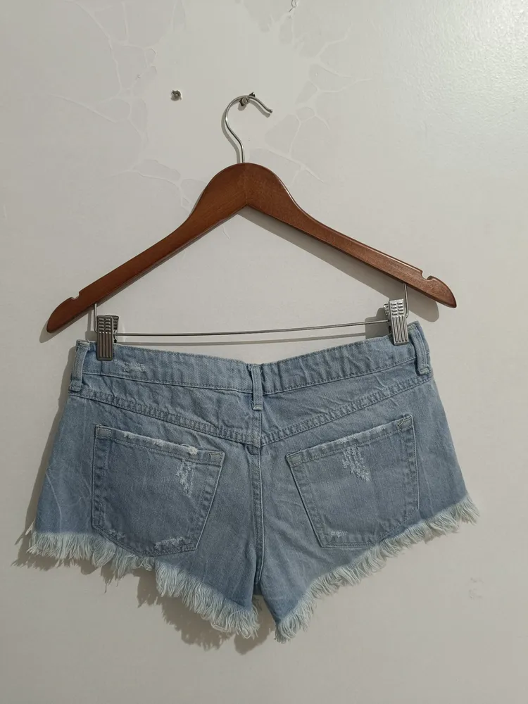 shorts curto forever 21  destroyed