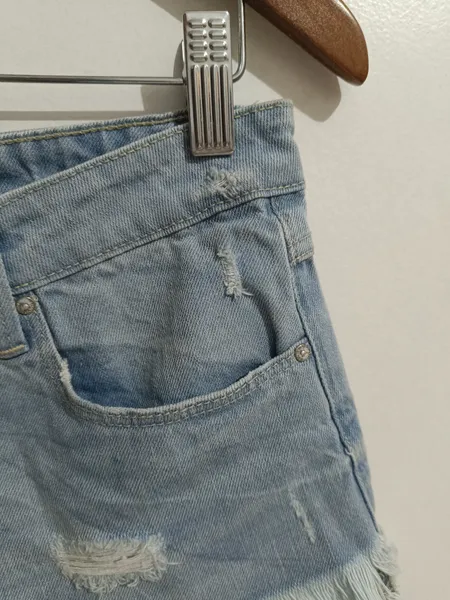shorts curto forever 21  destroyed