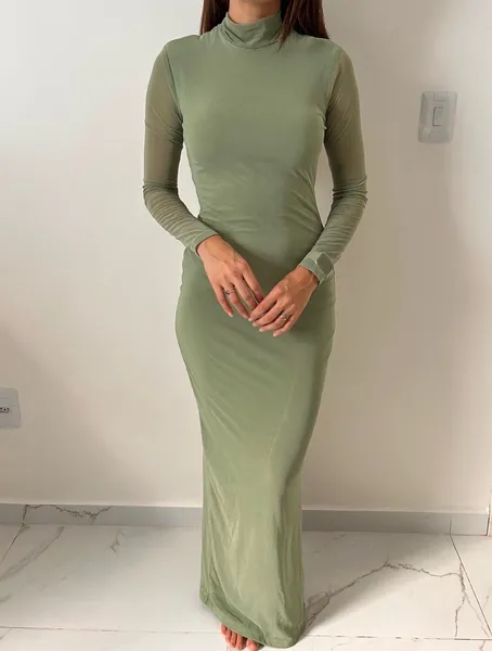 vestido verde menta