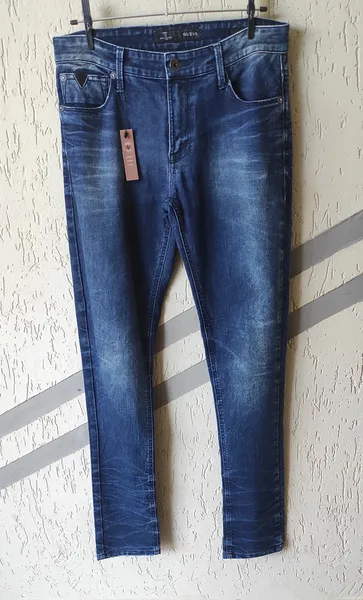 Calça jeans feminina Guess