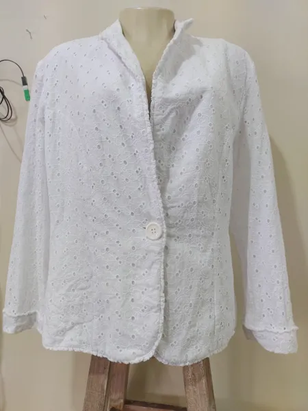 blazer em leze branco