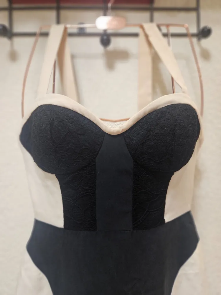 vestido corset em seda rebecca minkoff tam. 38