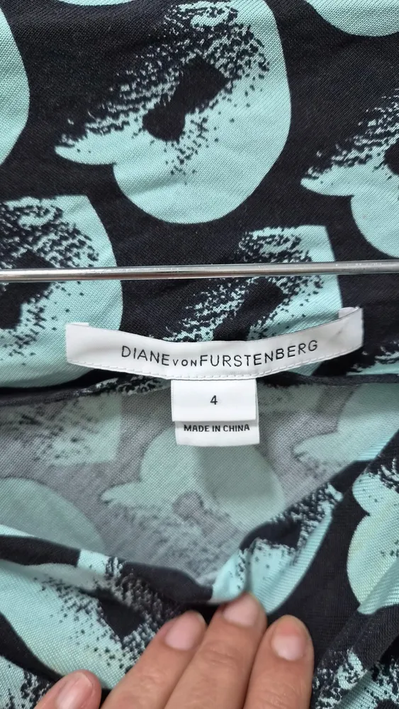 vestido diane von furstenberg seda