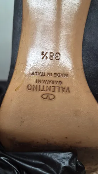 Salto Valentino seda tamanho 37