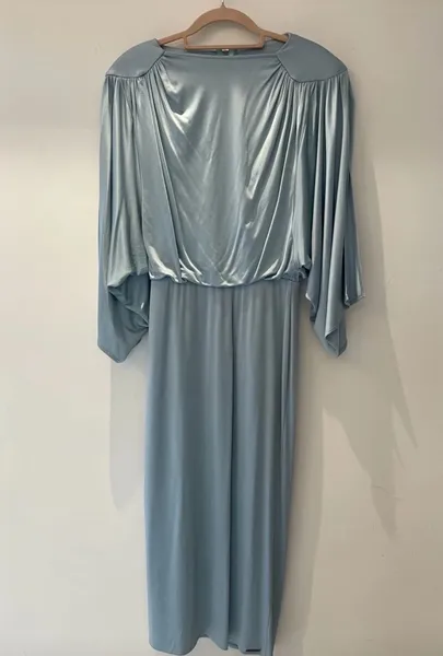 vestido longo azul festa