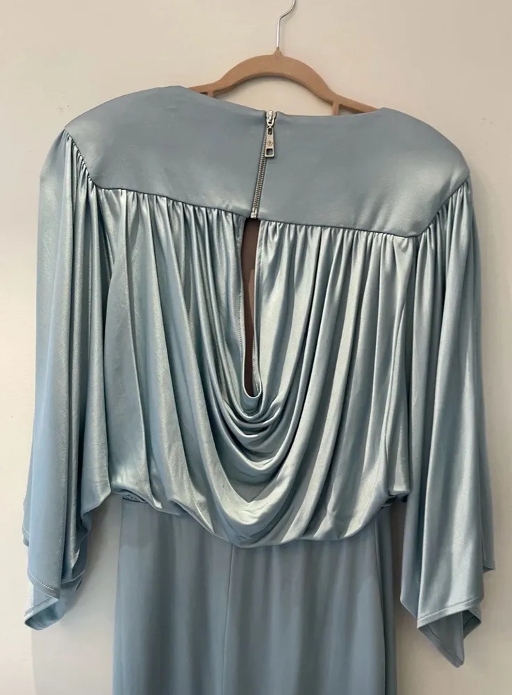vestido longo azul festa