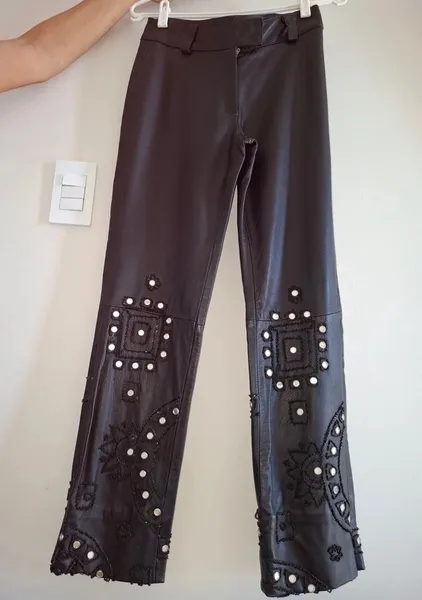 calça couro legítimo andrea bilinski