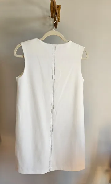 Vestido curto branco Zara