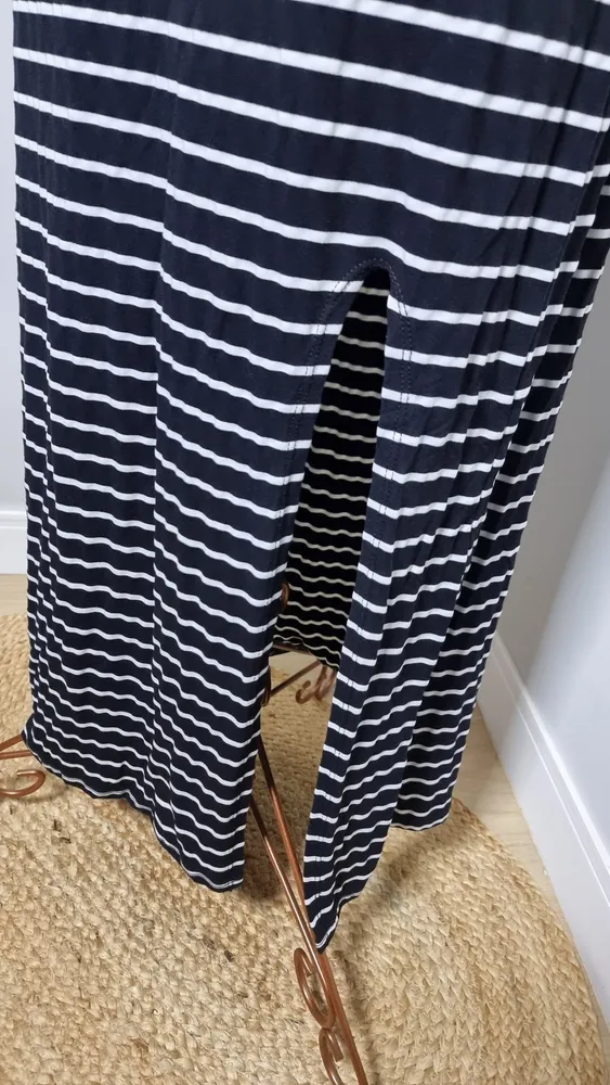 Vestido longo listrado / G