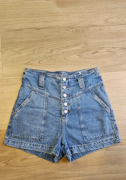Short jeans /36