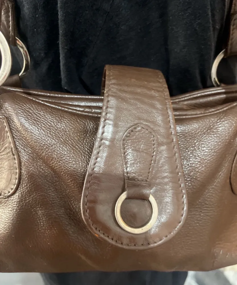 Bolsa matiz  em couro legitmo marrom