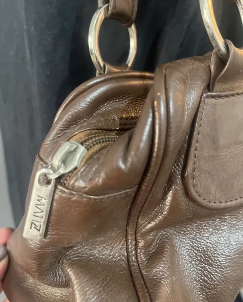 Bolsa matiz  em couro legitmo marrom