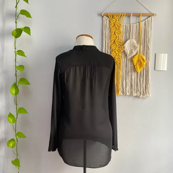Camisa estilo bata da TVZ.      P
