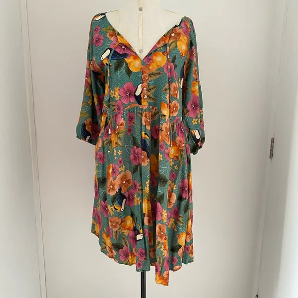 Vestido estampado da Lunnae.       G