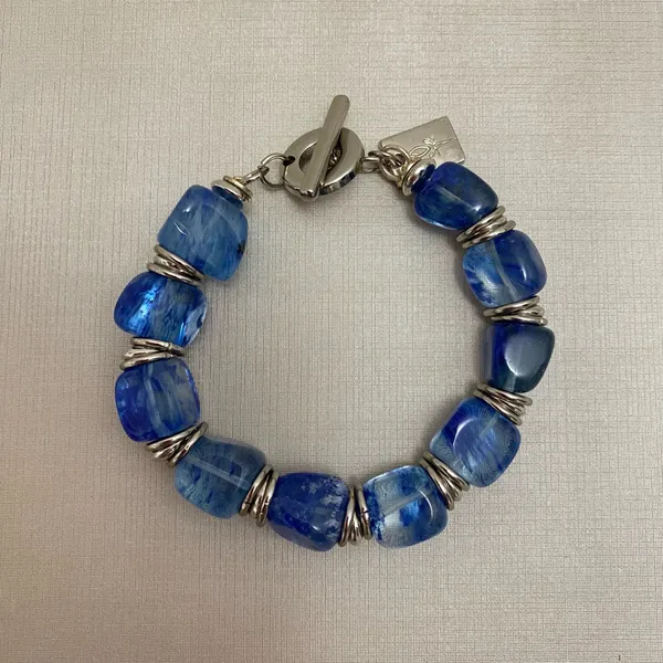 Pulseira com pedra jade azul