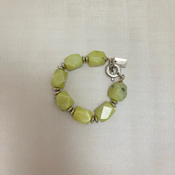 Pulseira com pedra jade amarela
