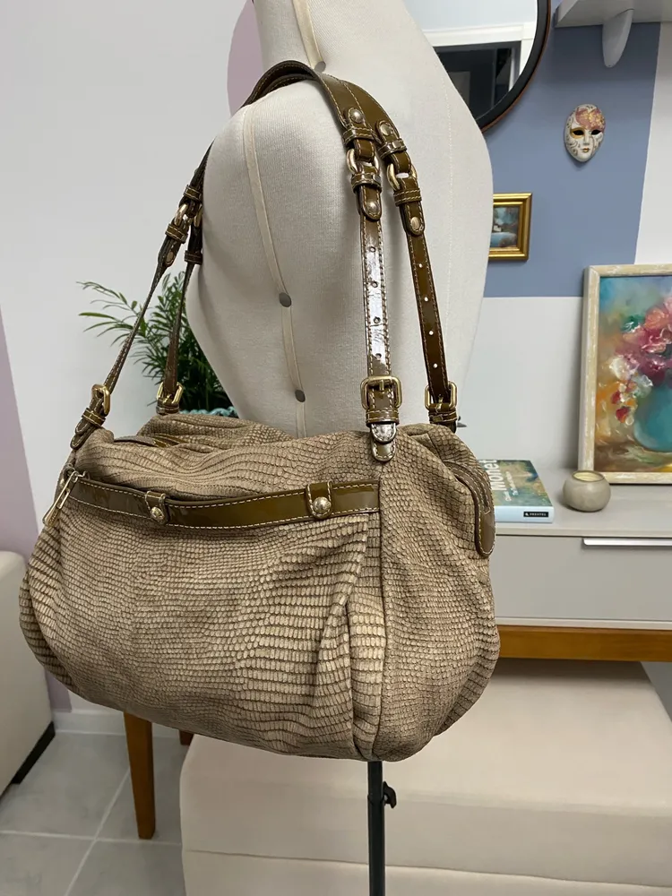 Bolsa grande  em nobuck forrada da Luz da Lua