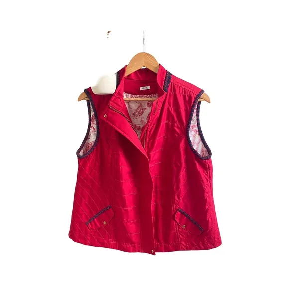 Colete vermelho da Stroke.        G