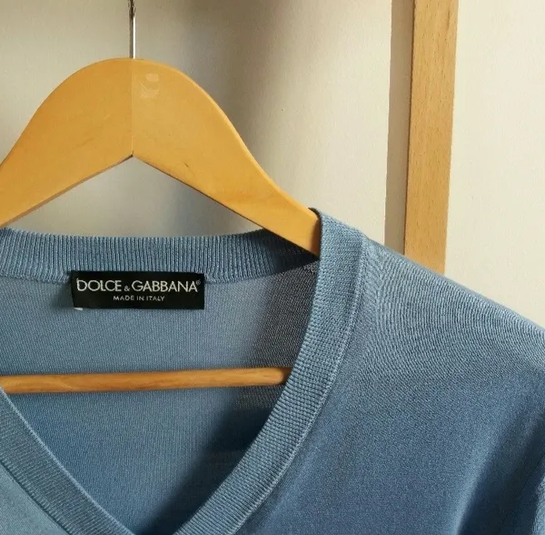 Suéter masculino original da Dolce & Gabbana.  P