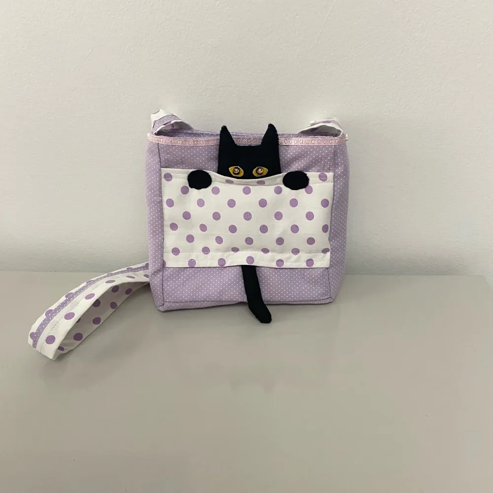 Bolsa infantil transversal com tema gatinho