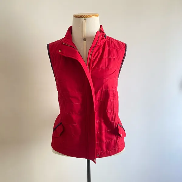 Colete vermelho da Stroke.        G