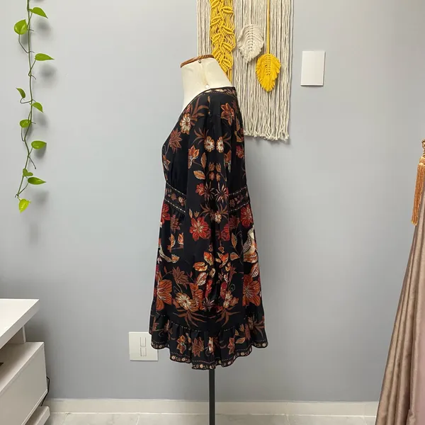 Vestido estilo boho estampado.     GG