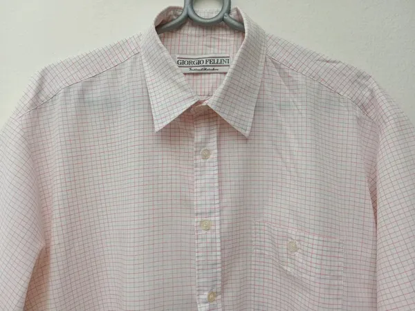 Camisa Georgio Fellini quadriculada manga curta
