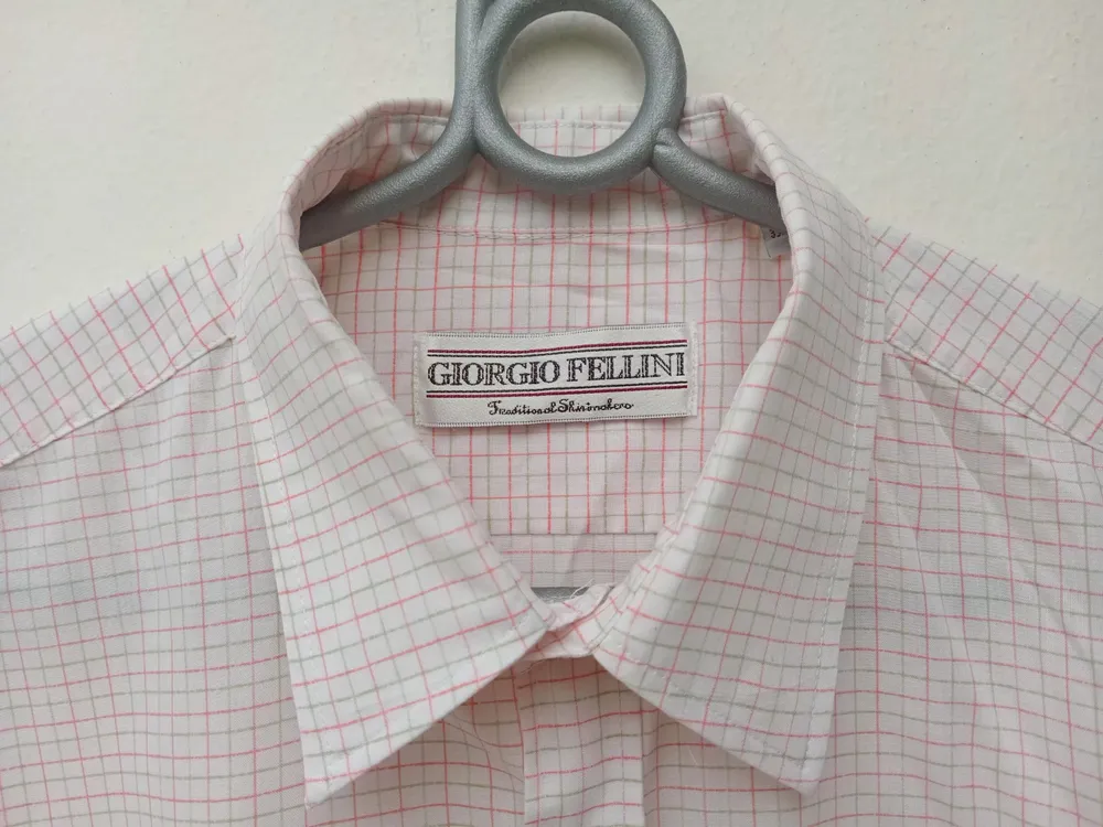 Camisa Georgio Fellini quadriculada manga curta