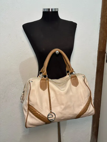 Bolsa em Couro Legitimo Le Postiche