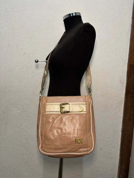Bolsa Transversal em couro Legimo