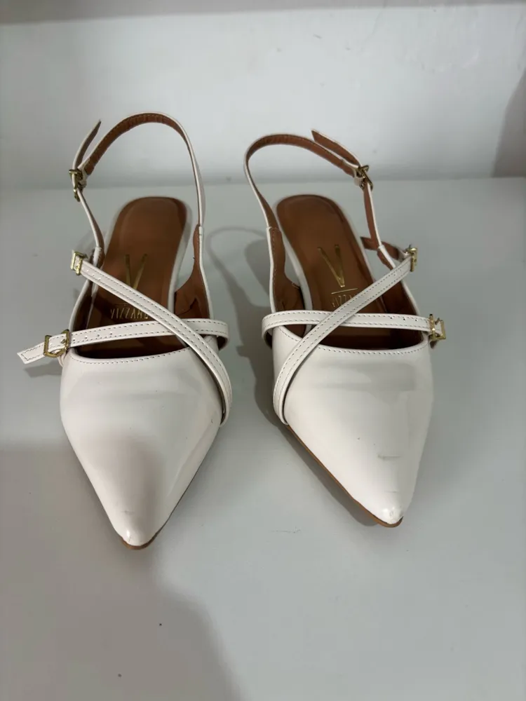 Scarpin Vizzano Bico Fino Nude/Off-White