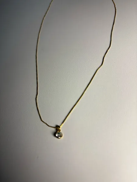 Colar Rommanel Folheado a Ouro com Pingente de Zirconia