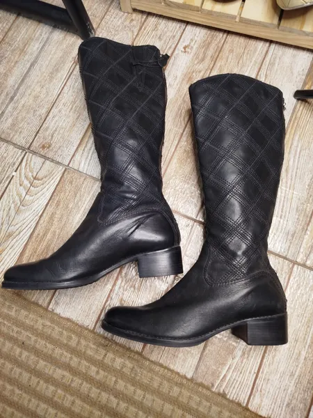 Bota em couro da Arezzo