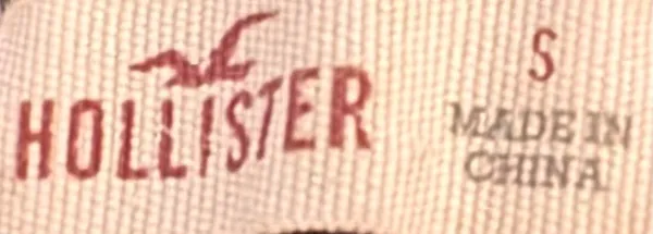 Cropped preta manga longa da marca Hollister