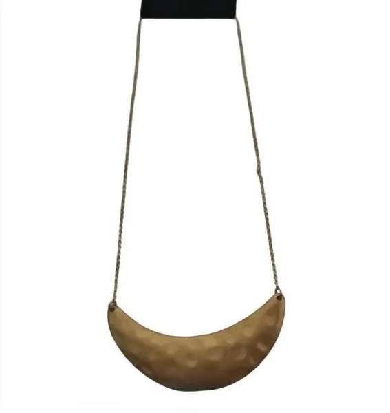 Colar de Lua dourado