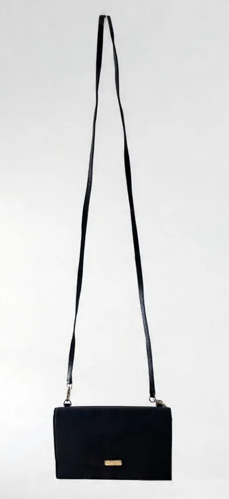 Bolsa lisa preta