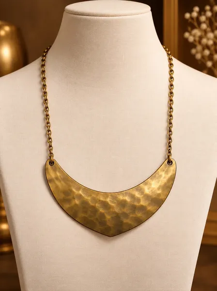 Colar de Lua dourado