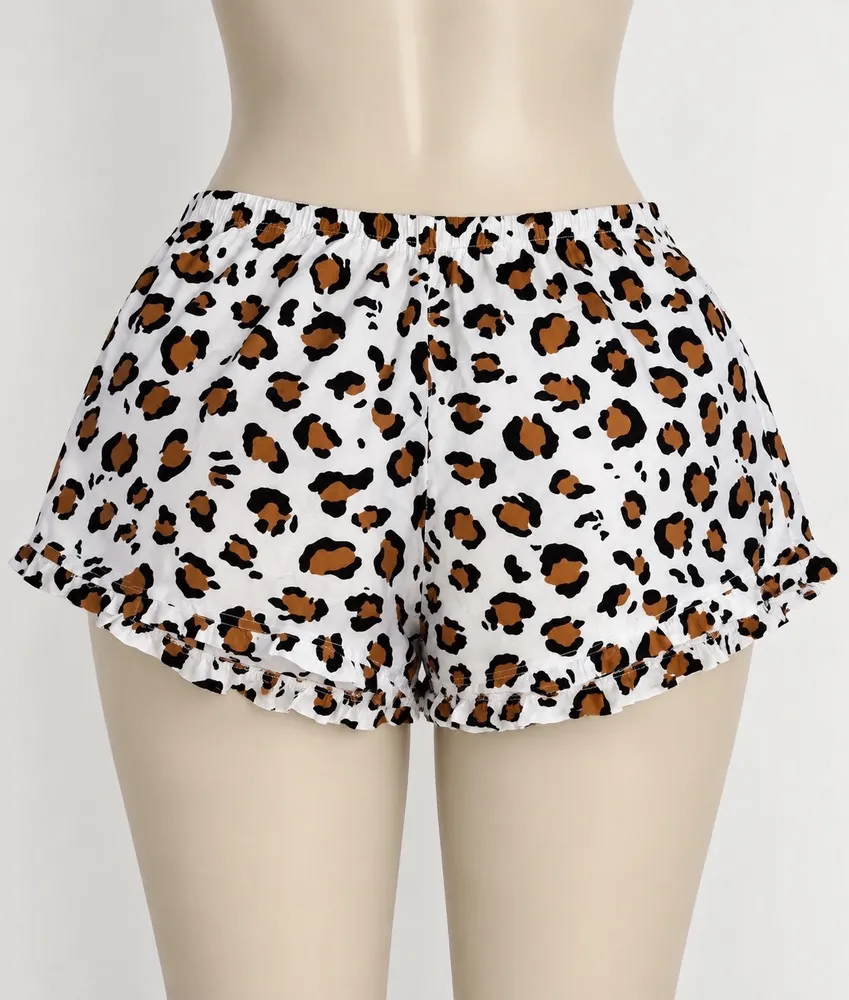 Short com estampa de onça animal print com babados