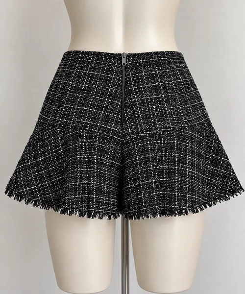 Saia tweed xadrez preta e branca