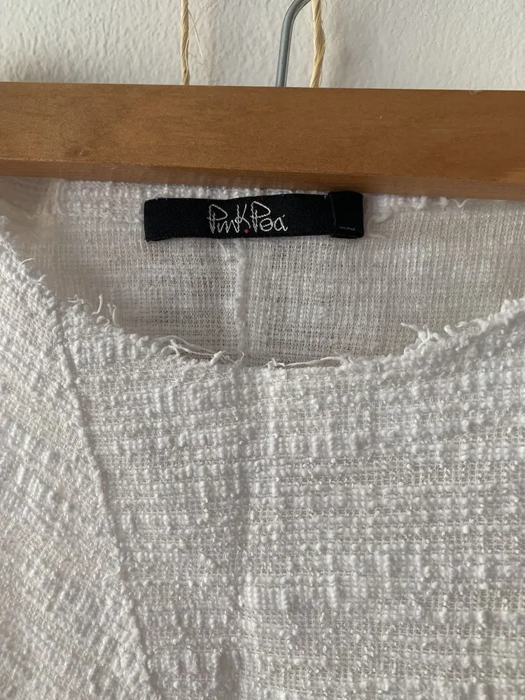 blusa regata texturizada branca