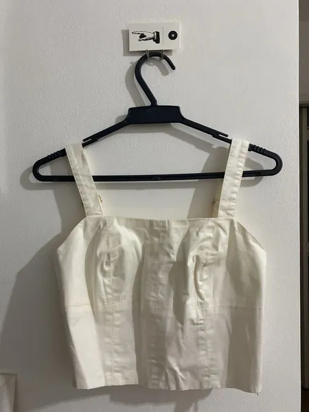 top cropped branco shoulder