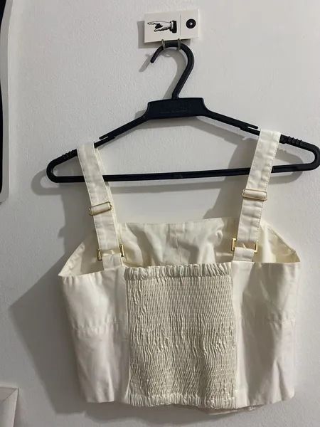 top cropped branco shoulder