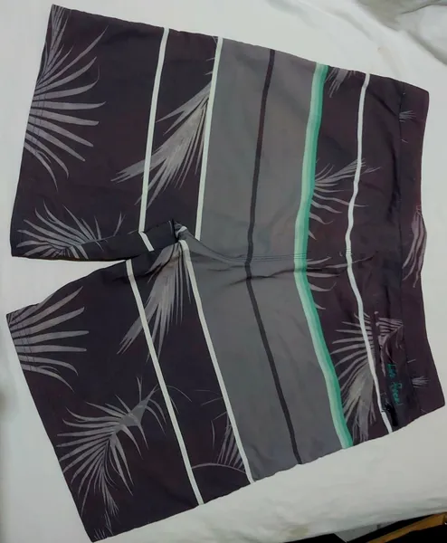 kit com 2 bermudas south & co