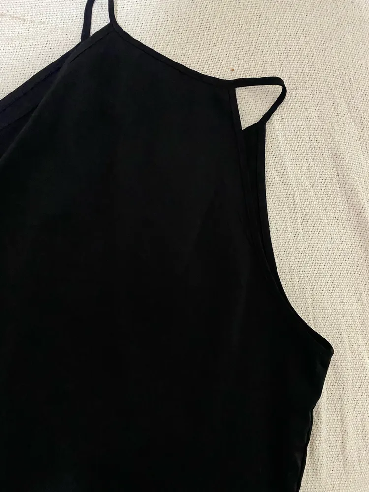 Blusa alcinha preta shein G