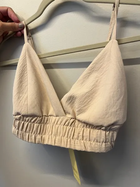 Conjunto de cropped e calça