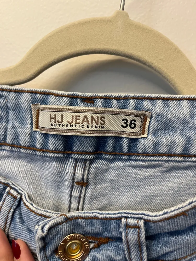 Calça jeans reta