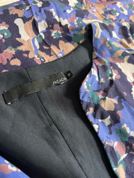 Vestido curto Sacada