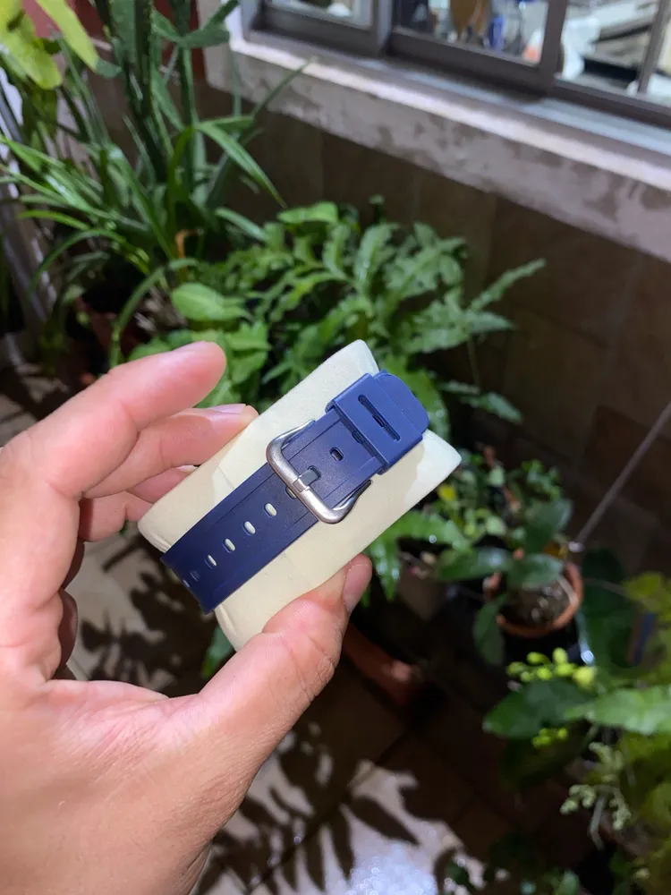 Relgoio gshock masculino azul e branco